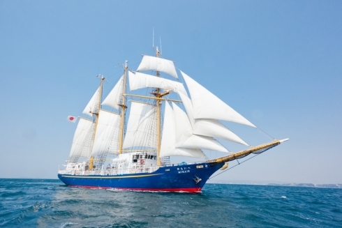 帆船 BLUE OCEAN「みらいへ」写真