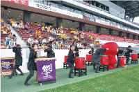 9月23日（祝）に、ミクニワールドスタジアム北九州で行われたサッカーJ3公式戦「対カターレ富山」で若松の郷土芸能『五平太ばやし』を演奏している写真写真