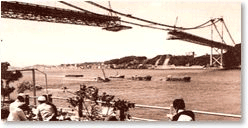 写真：建設中の「関門橋」 （昭和47年10月）