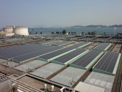 太陽光発電設備の写真