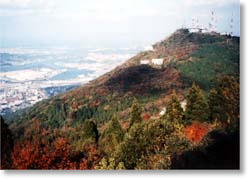 秋の皿倉山
