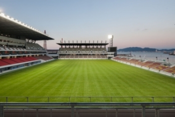 ミクニワールドスタジアム北九州の写真