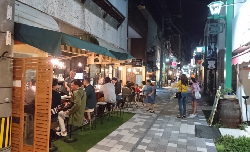 サンロード鳥町夜市の様子