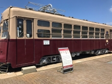 路面電車（横）の画像