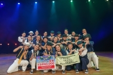 写真：中学・高校生の部　優勝「N9SD CREW（ノースナインステイツダンスクルー）」