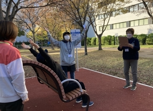 公園で健康づくり普及員養成講座の画像