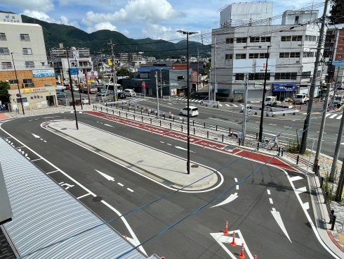 下曽根駅北口駅前広場 完成写真(駅舎西側)