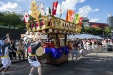 小倉祇園太鼓の様子