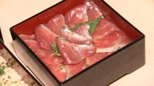 カツオ丼