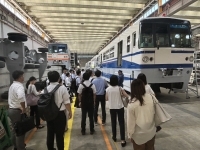 【特別な場所へ！”空と陸の探検コース”】イメージ画像