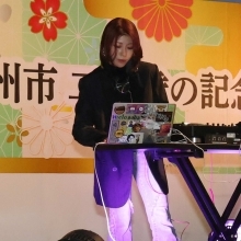 DJ RISOさんによるDJ PLAYの様子