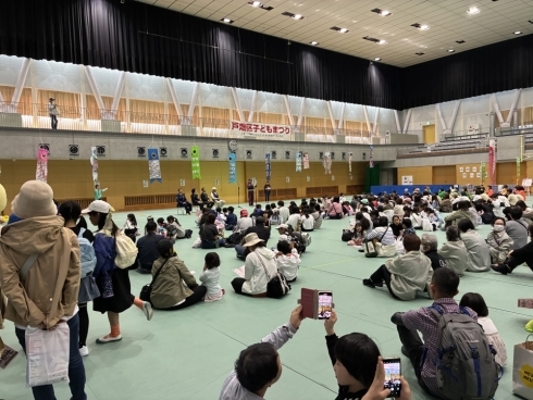 手づくりこいのぼりの様子