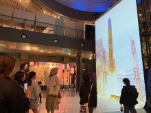 宇宙科学技術館見学の様子