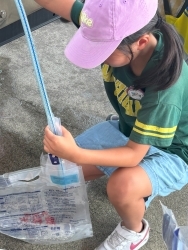 応急給水体験の様子