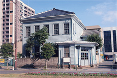 旧小倉警察署庁舎写真