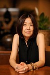 井上荒野さん写真