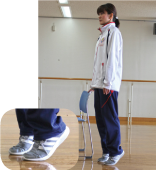 「1」でかかとをあげて「2」で下ろします