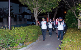 公園、緑道、路地など、地域をくまなくパトロール写真