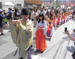 「起点ちゃ室町」稚児行列写真