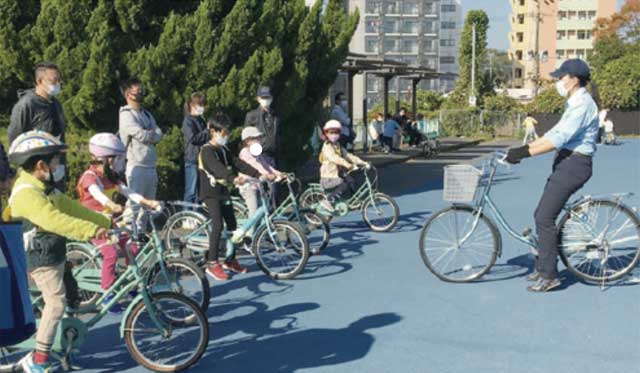 親子で自転車教室写真