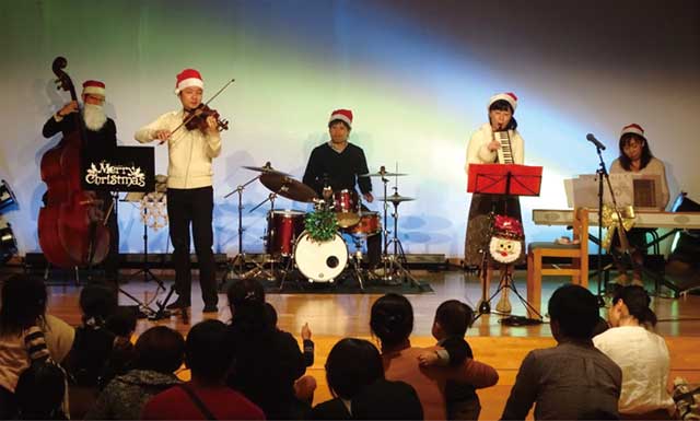 キノエトリーのクリスマスコンサート写真