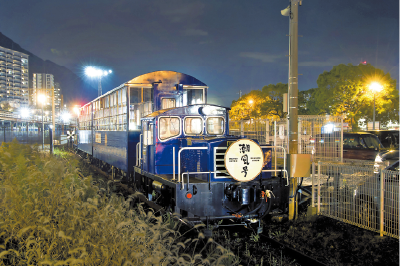 門司港レトロ観光列車「潮風号」の写真