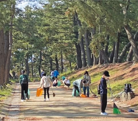 「ひまわり教室」の学習指導員を募集の写真