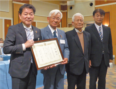 八幡西区長感謝状贈呈式を行いましたの写真