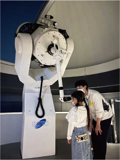 望遠鏡の写真