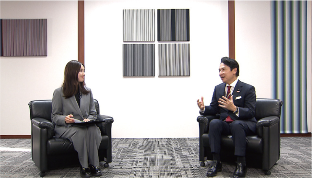 新春対談、女性にコンフォ-トなまちの実現の写真