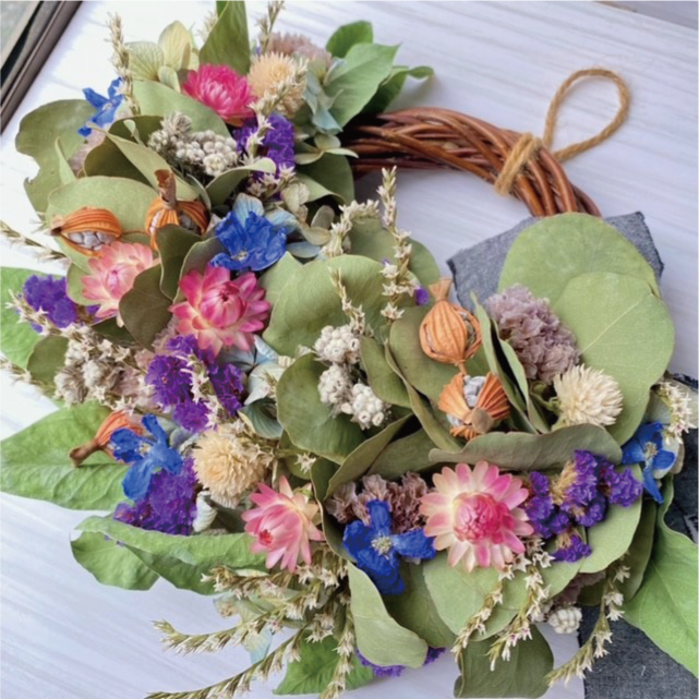 青色が美しいハーフリースづくりの写真