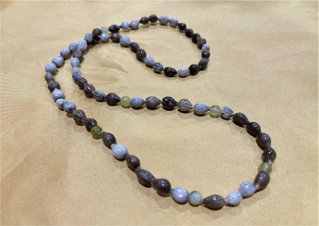 ジュズダマの実でアクセサリーを作ろう！の写真