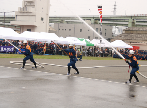 消防ポンプ操法大会の様子