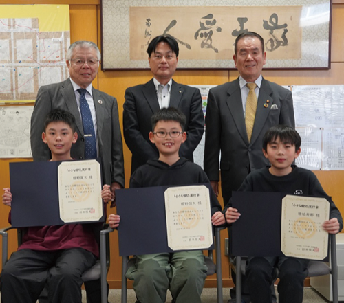 受賞者の集合写真