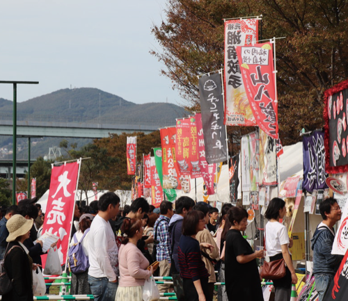 祭りの様子