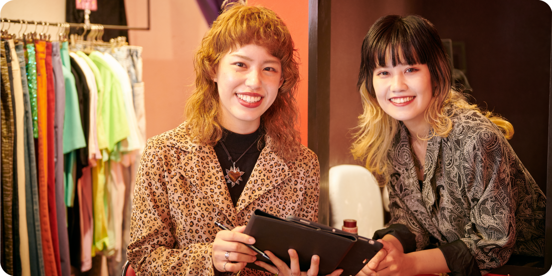 アパレルショップオーナー魅女 さん （左）スイミさん（右）カレンさん