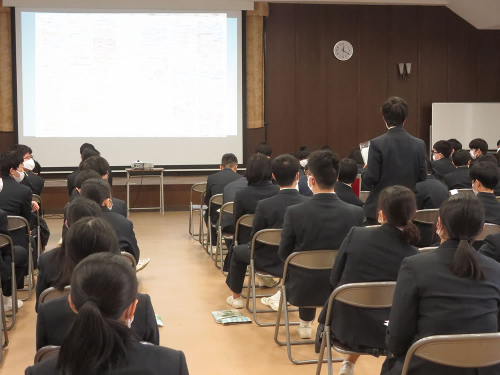 敬愛高等学校の受講風景①