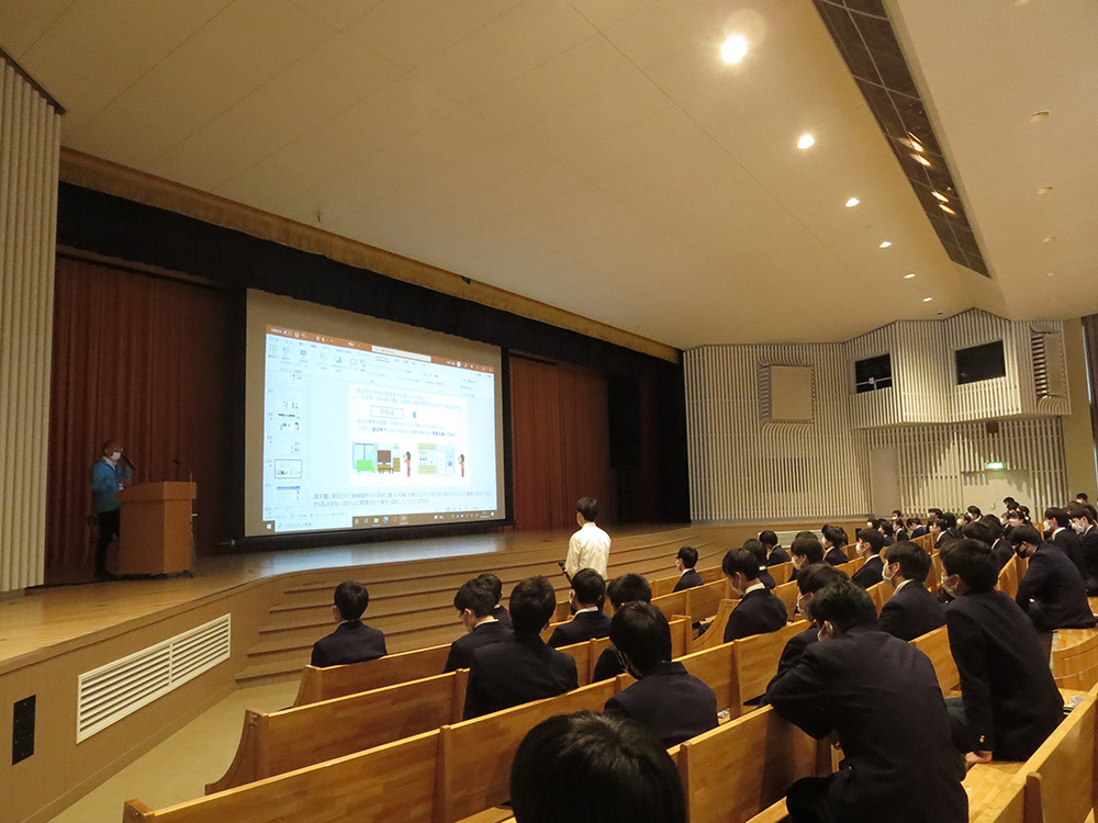 明治学園中学高等学校の受講風景②